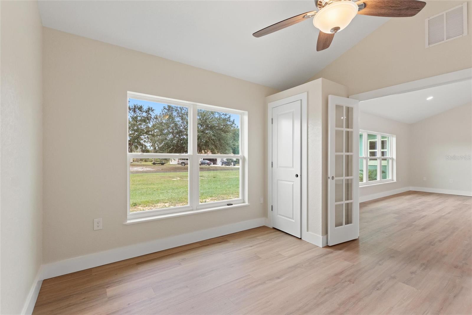 Image 16 of 71 For 4370 Hibiscus Drive