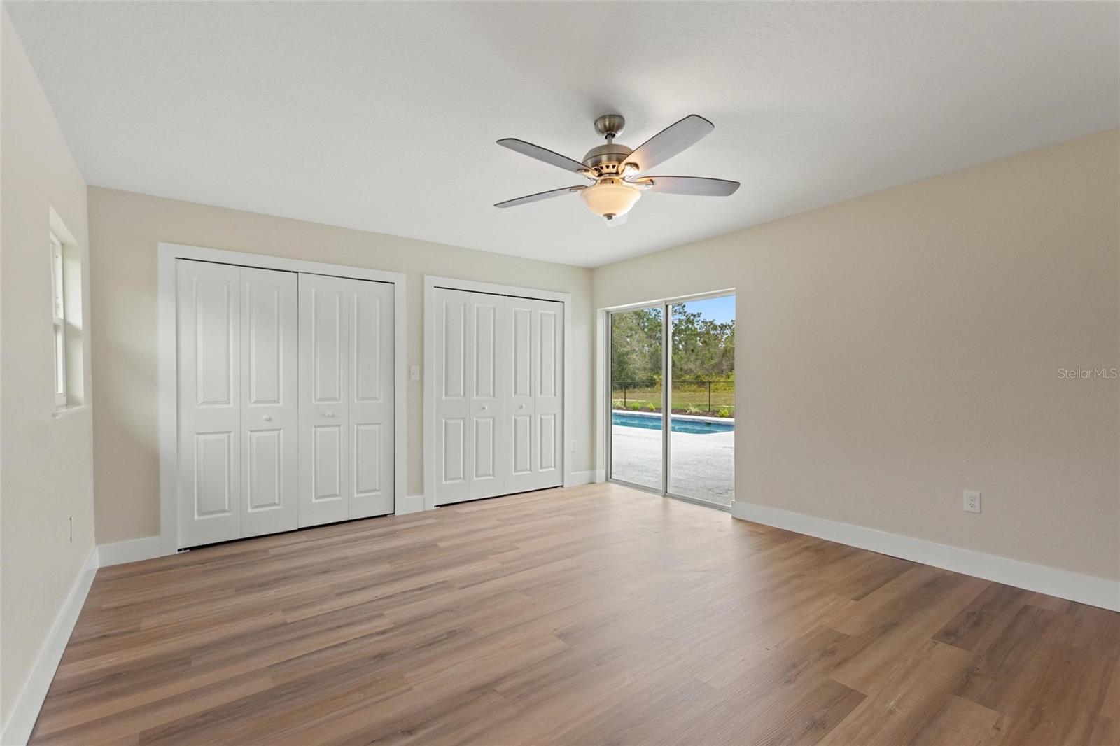 Image 18 of 71 For 4370 Hibiscus Drive