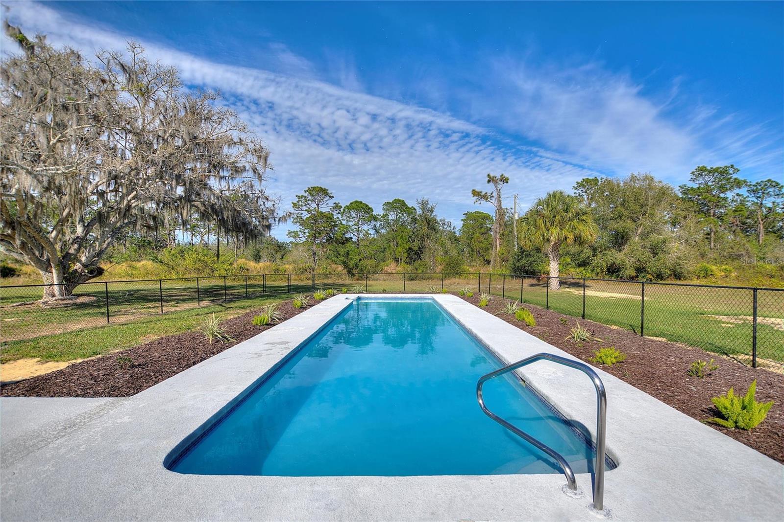 Image 27 of 71 For 4370 Hibiscus Drive