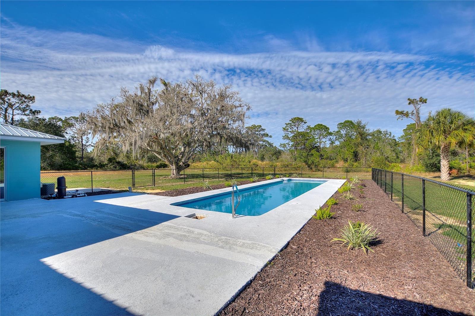 Image 28 of 71 For 4370 Hibiscus Drive