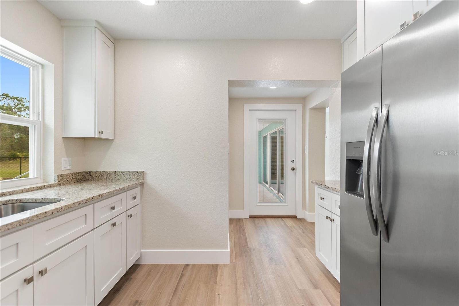 Image 6 of 71 For 4370 Hibiscus Drive