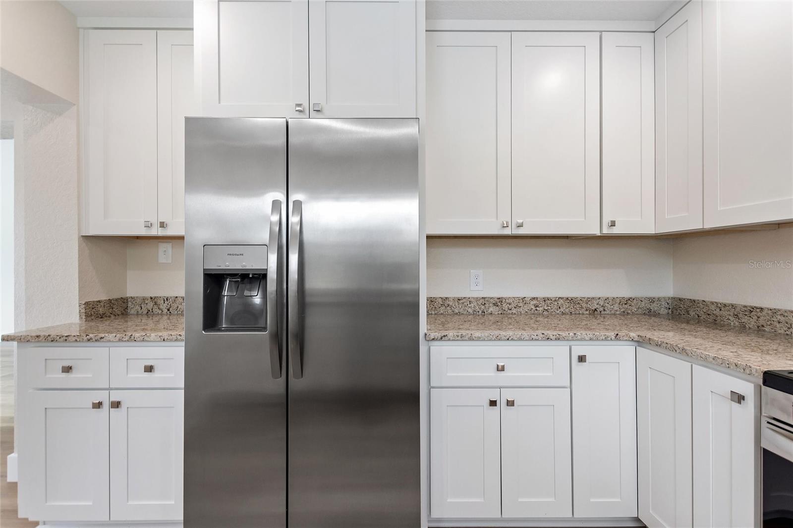 Image 8 of 71 For 4370 Hibiscus Drive