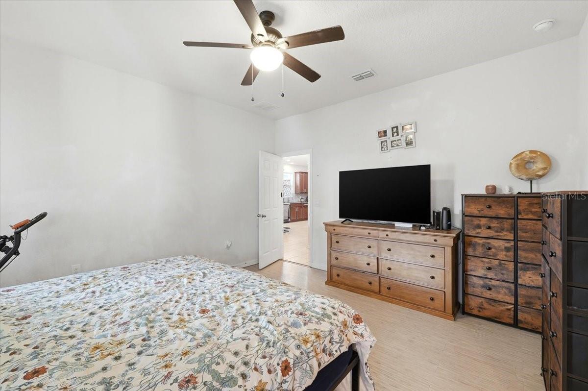 Image 11 of 47 For 1441 Woodlark Drive