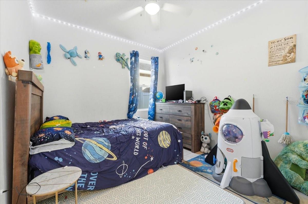 Image 21 of 47 For 1441 Woodlark Drive