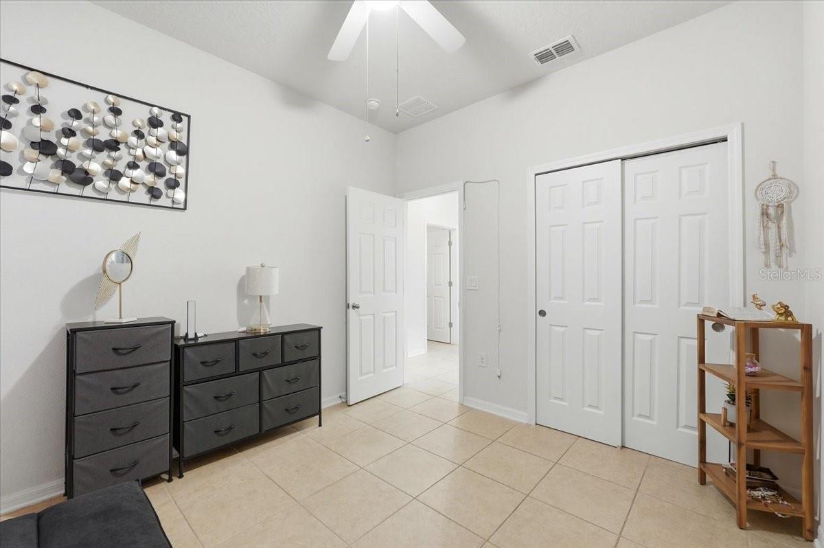 Image 23 of 47 For 1441 Woodlark Drive