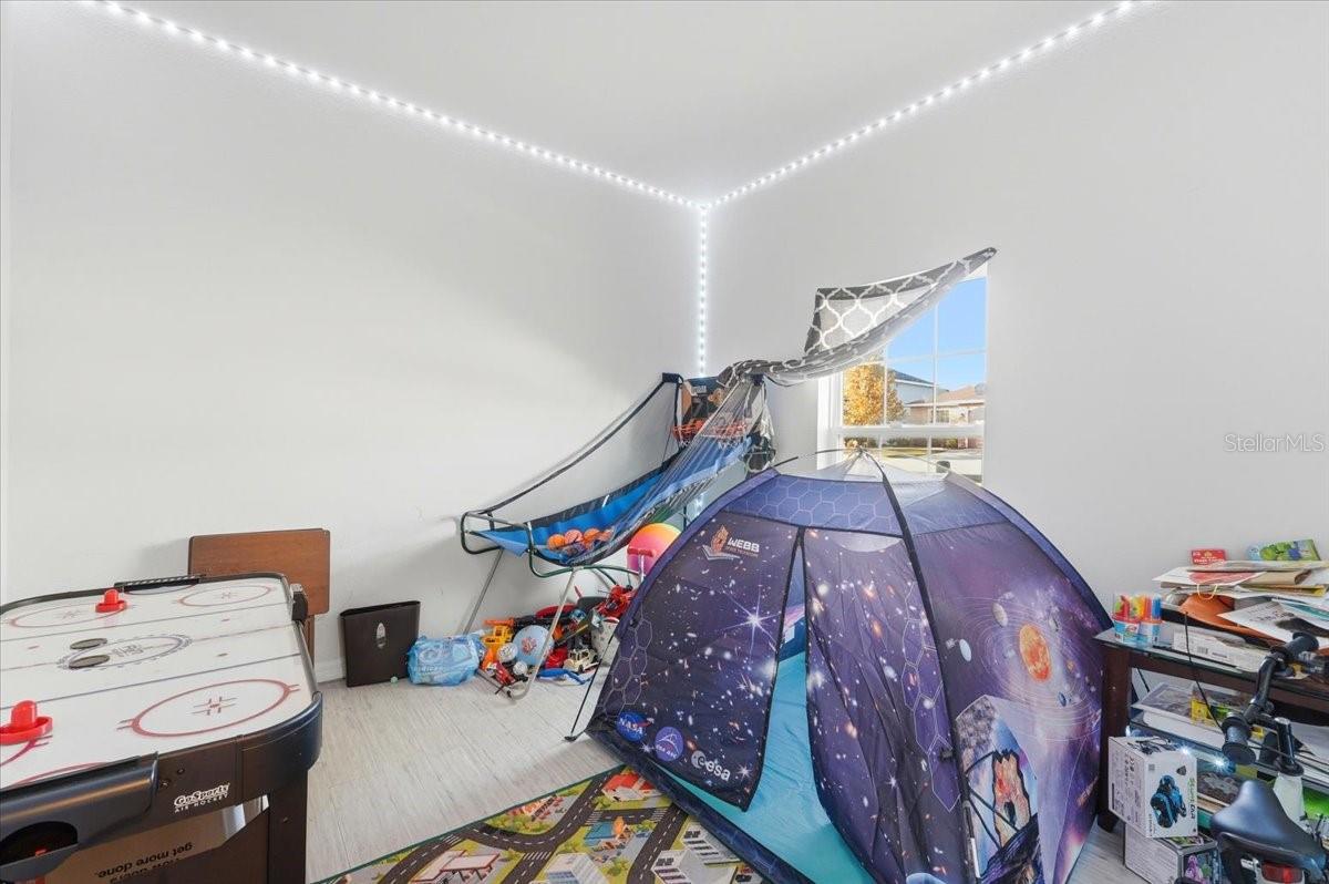 Image 27 of 47 For 1441 Woodlark Drive