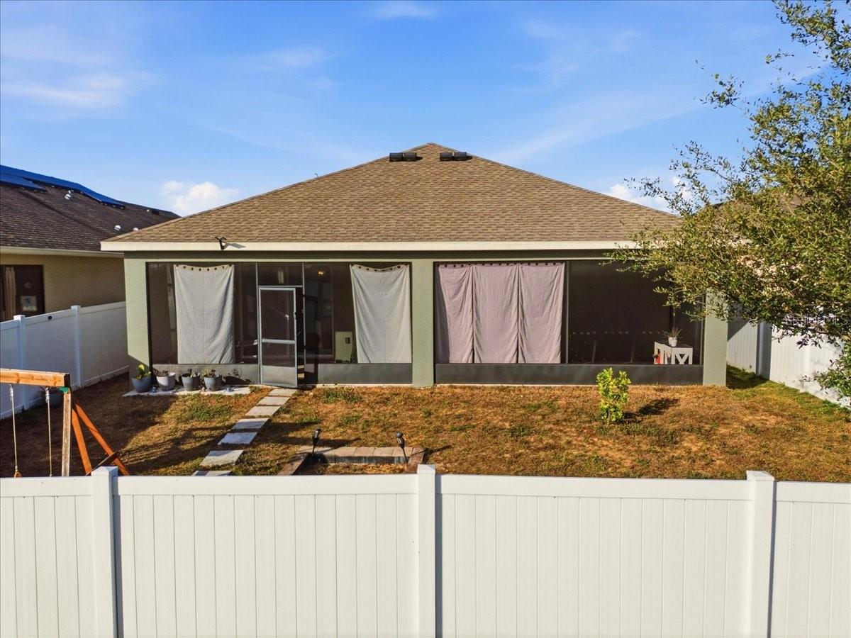 Image 33 of 47 For 1441 Woodlark Drive