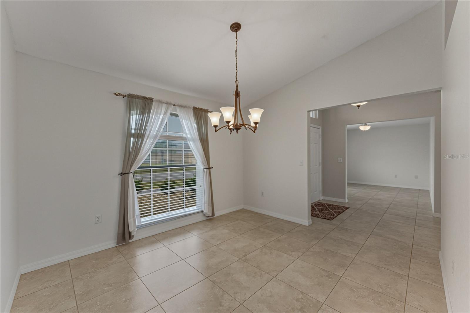 Image 18 of 65 For 315 Cloverdale Road