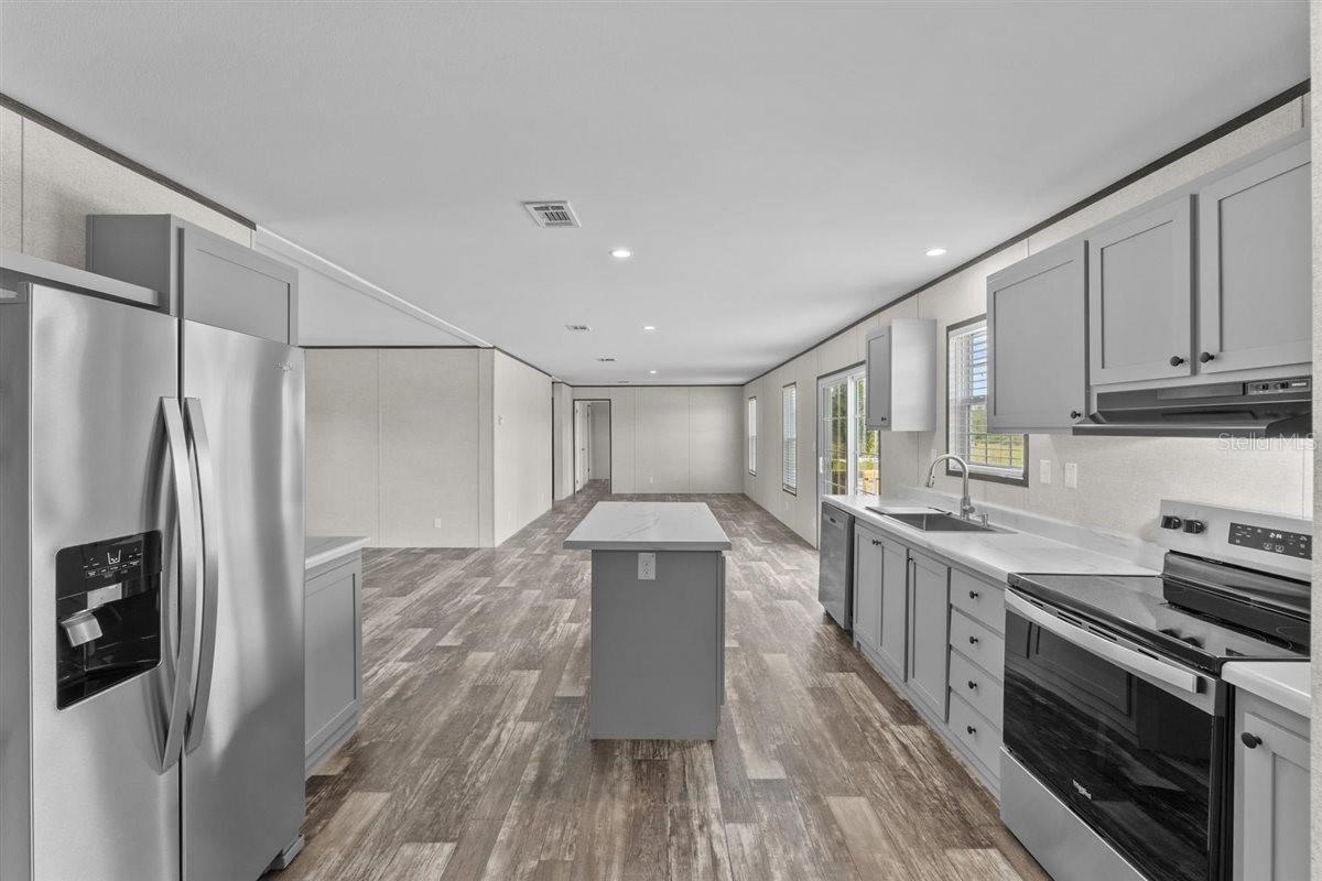 Image 21 of 36 For 11975 227th Place