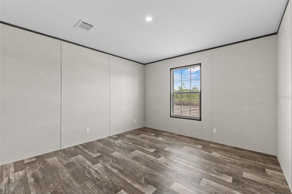 Image 33 of 36 For 11975 227th Place