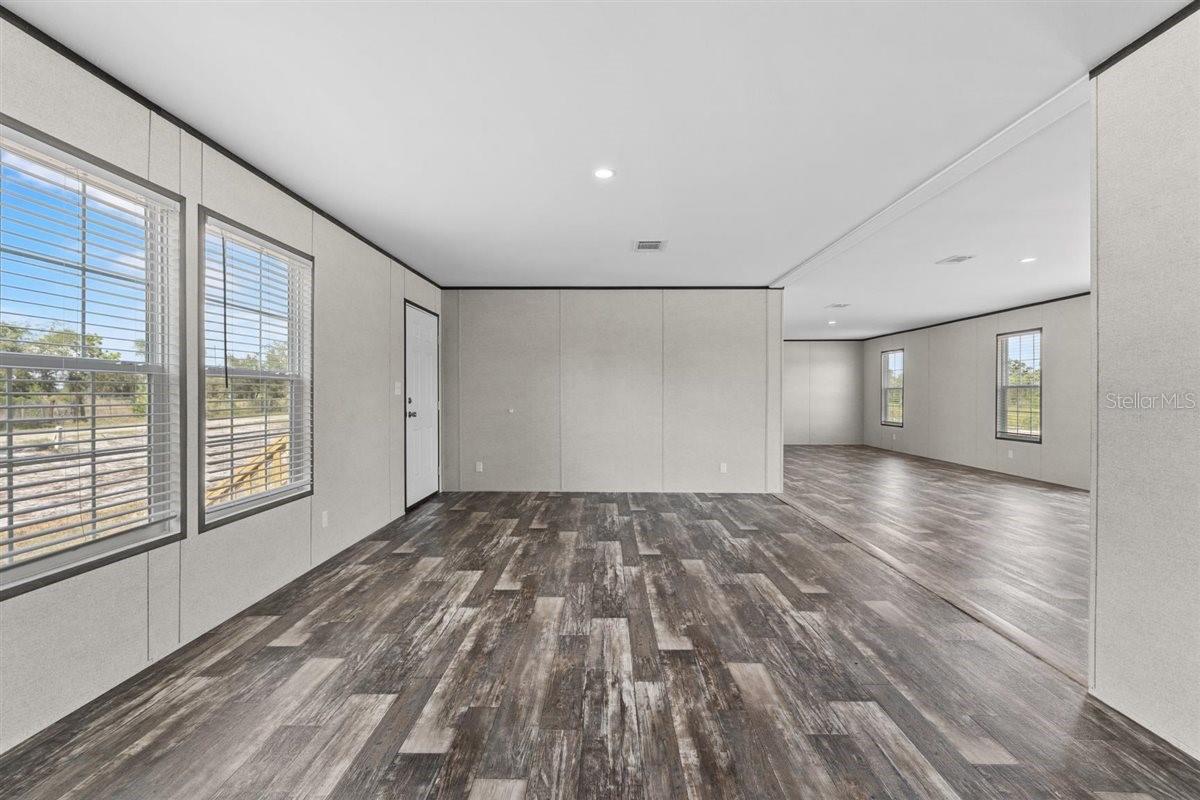 Image 9 of 36 For 11975 227th Place