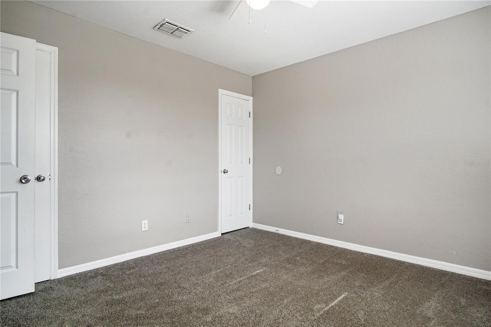 Image 25 of 32 For 1405 Vista Del Lago Boulevard