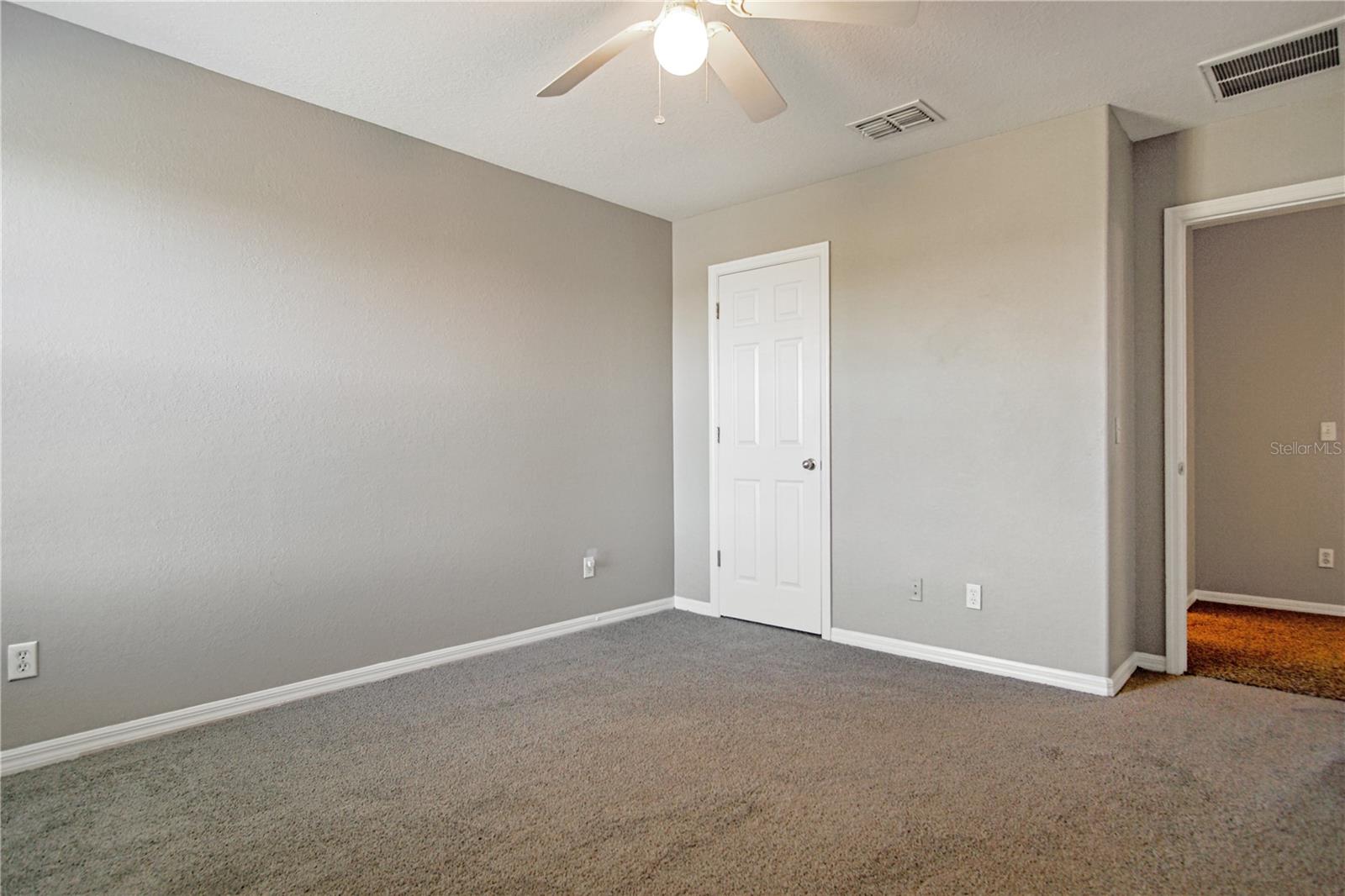 Image 26 of 32 For 1405 Vista Del Lago Boulevard