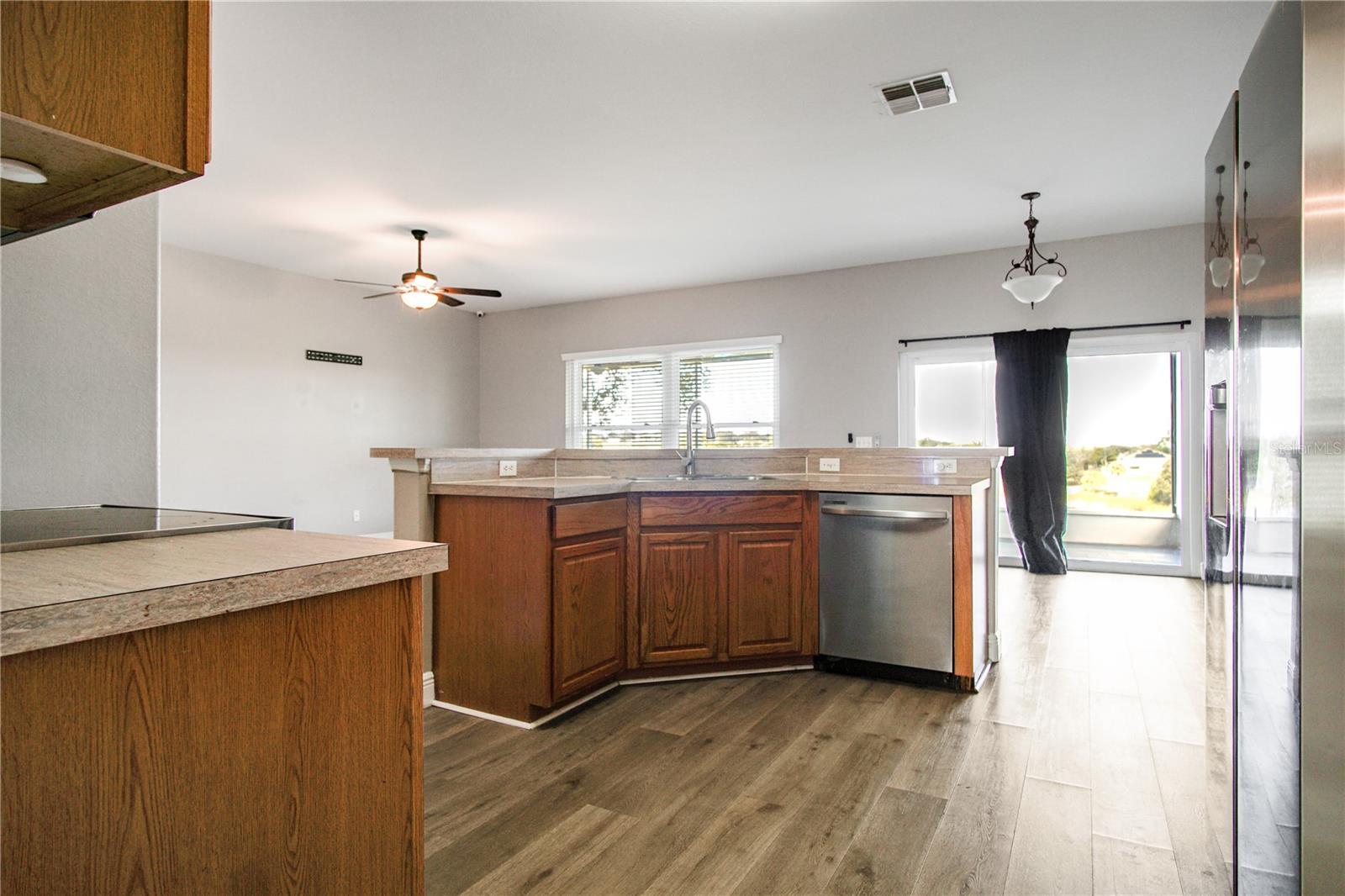 Image 9 of 32 For 1405 Vista Del Lago Boulevard