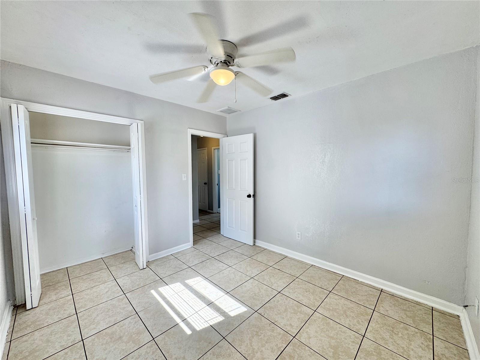 Image 13 of 28 For 3102 Elm Street