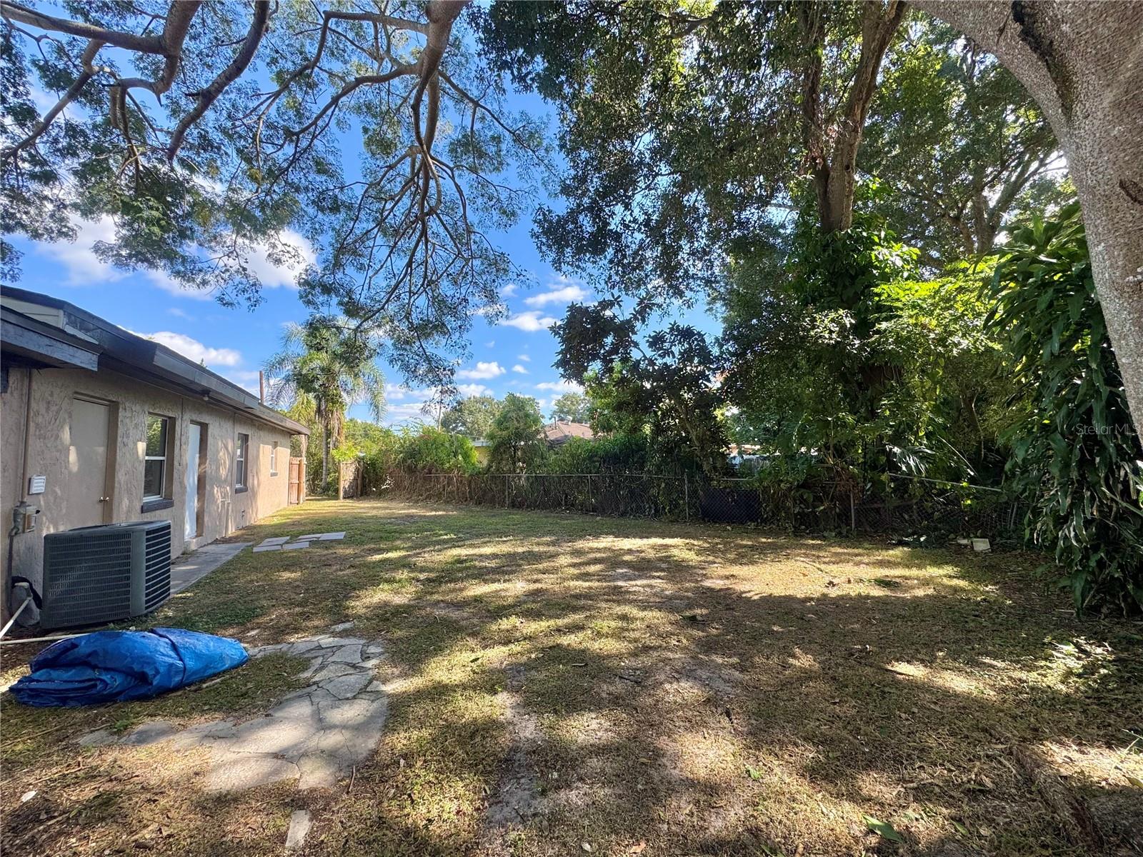 Image 21 of 28 For 3102 Elm Street