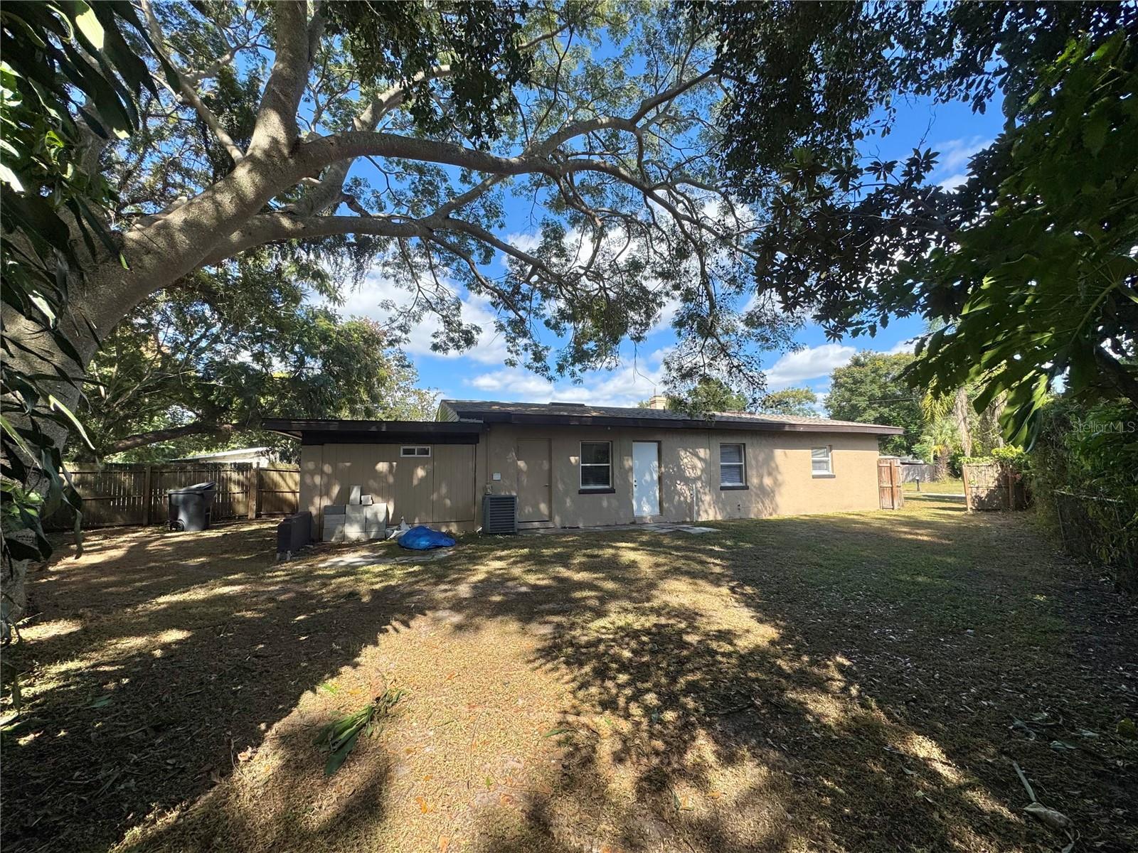 Image 24 of 28 For 3102 Elm Street