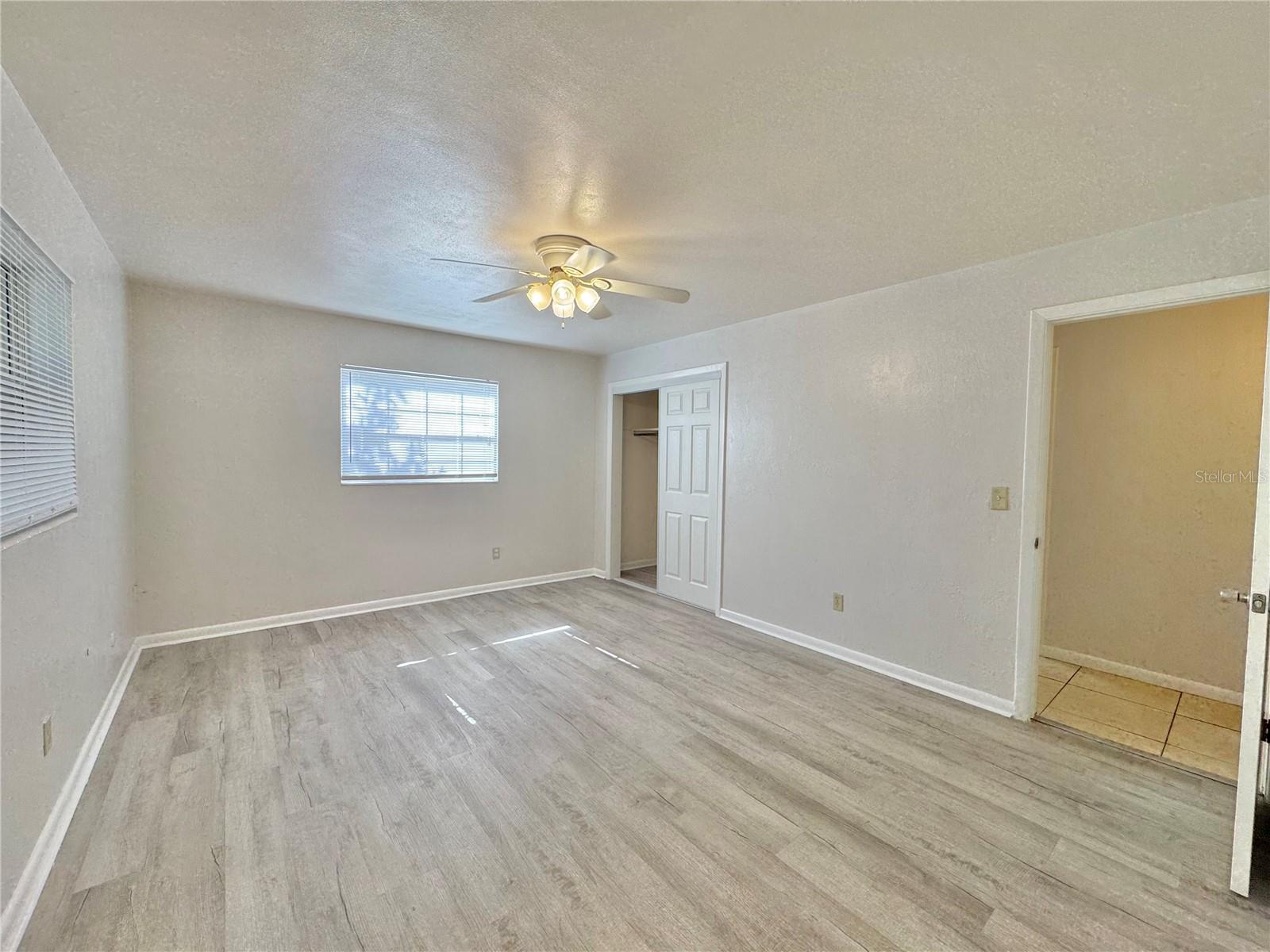 Image 15 of 29 For 1390 10th Court Ne