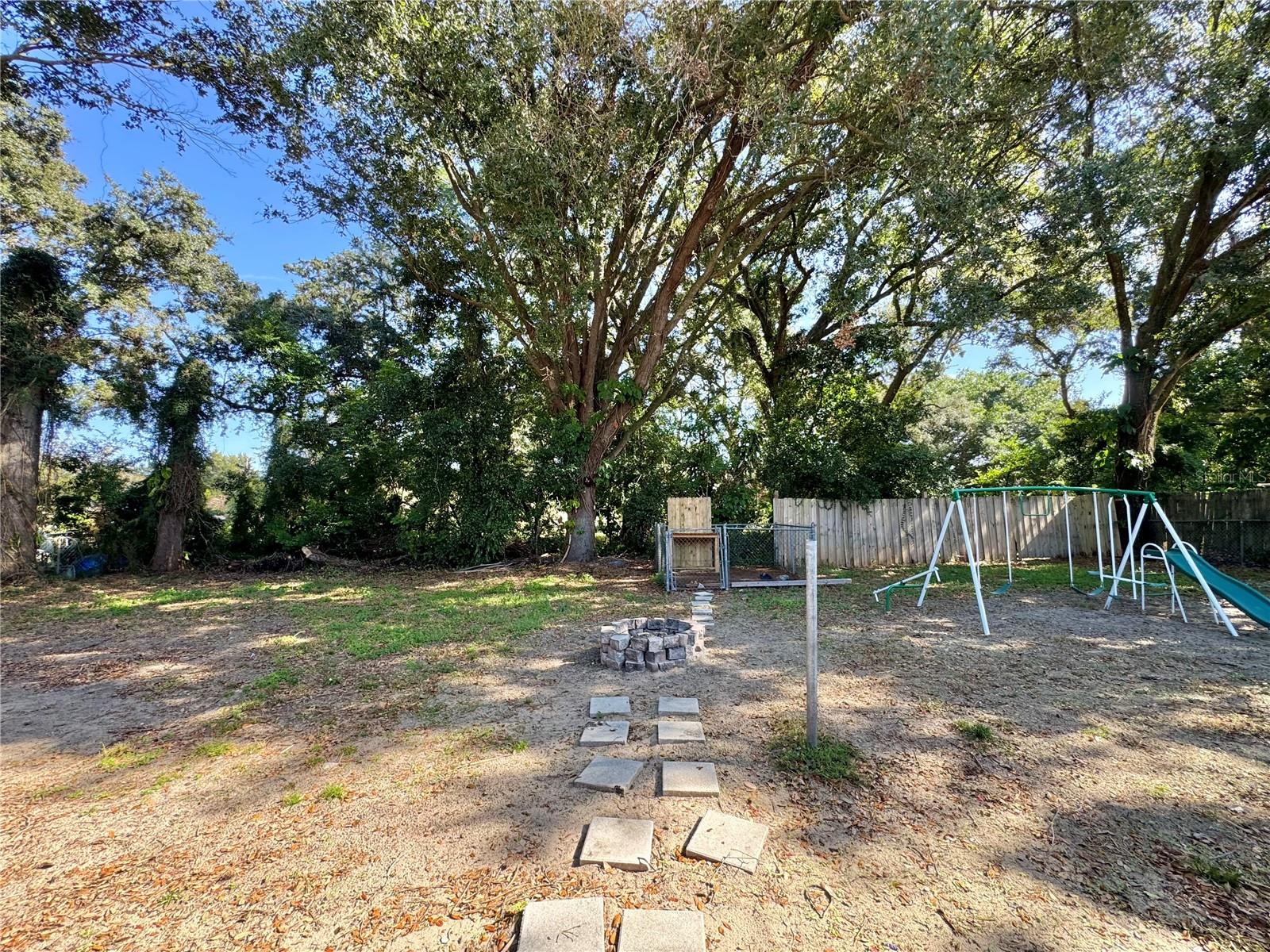 Image 26 of 29 For 1390 10th Court Ne