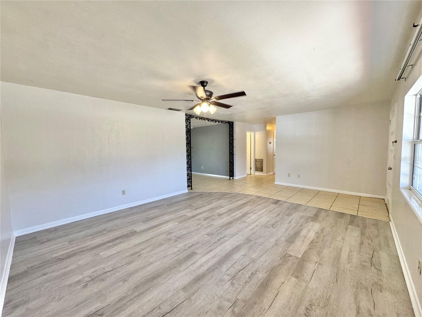 Image 4 of 29 For 1390 10th Court Ne