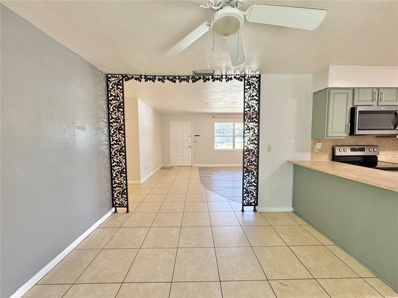 Image 9 of 29 For 1390 10th Court Ne