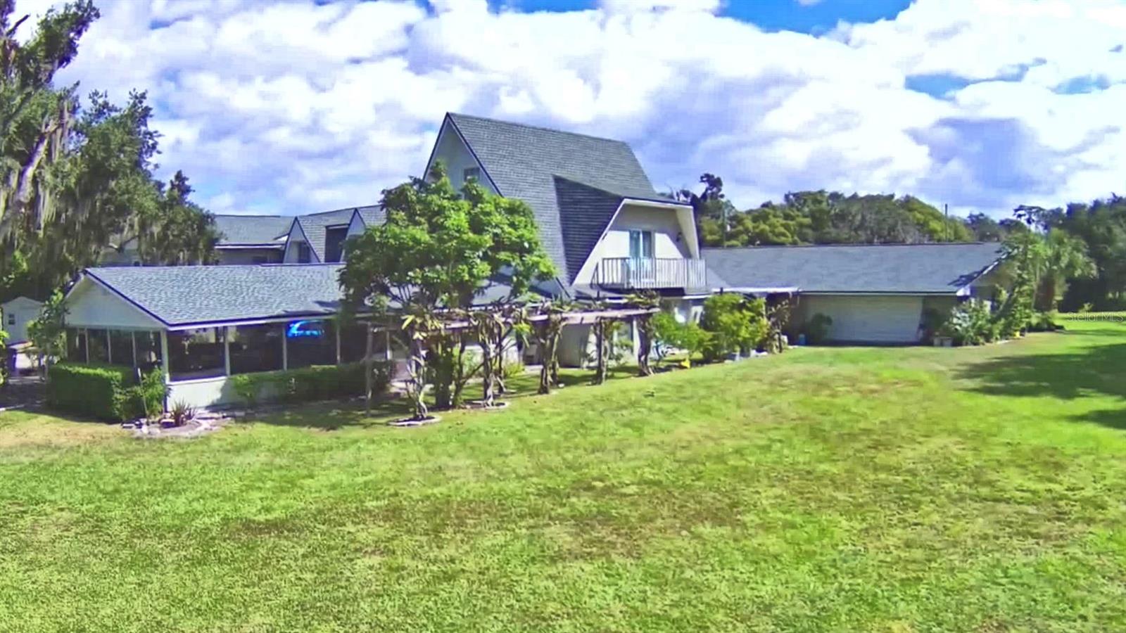 Image 12 of 67 For 201 Lake Bonny Drive E