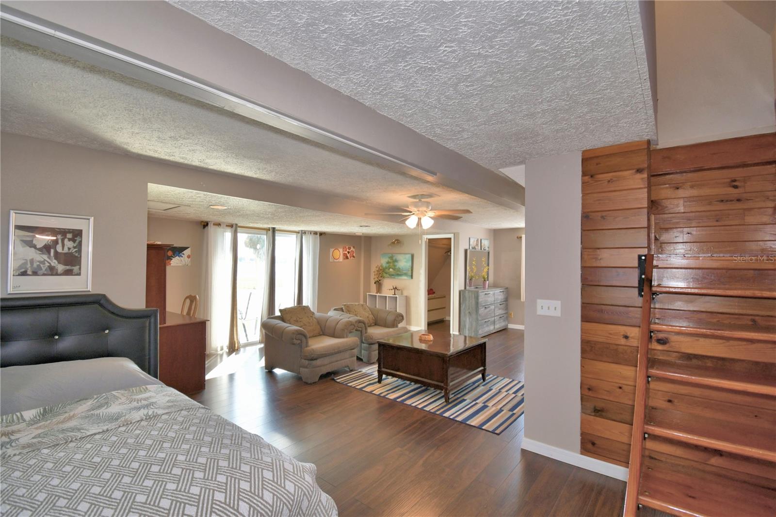 Image 33 of 67 For 201 Lake Bonny Drive E