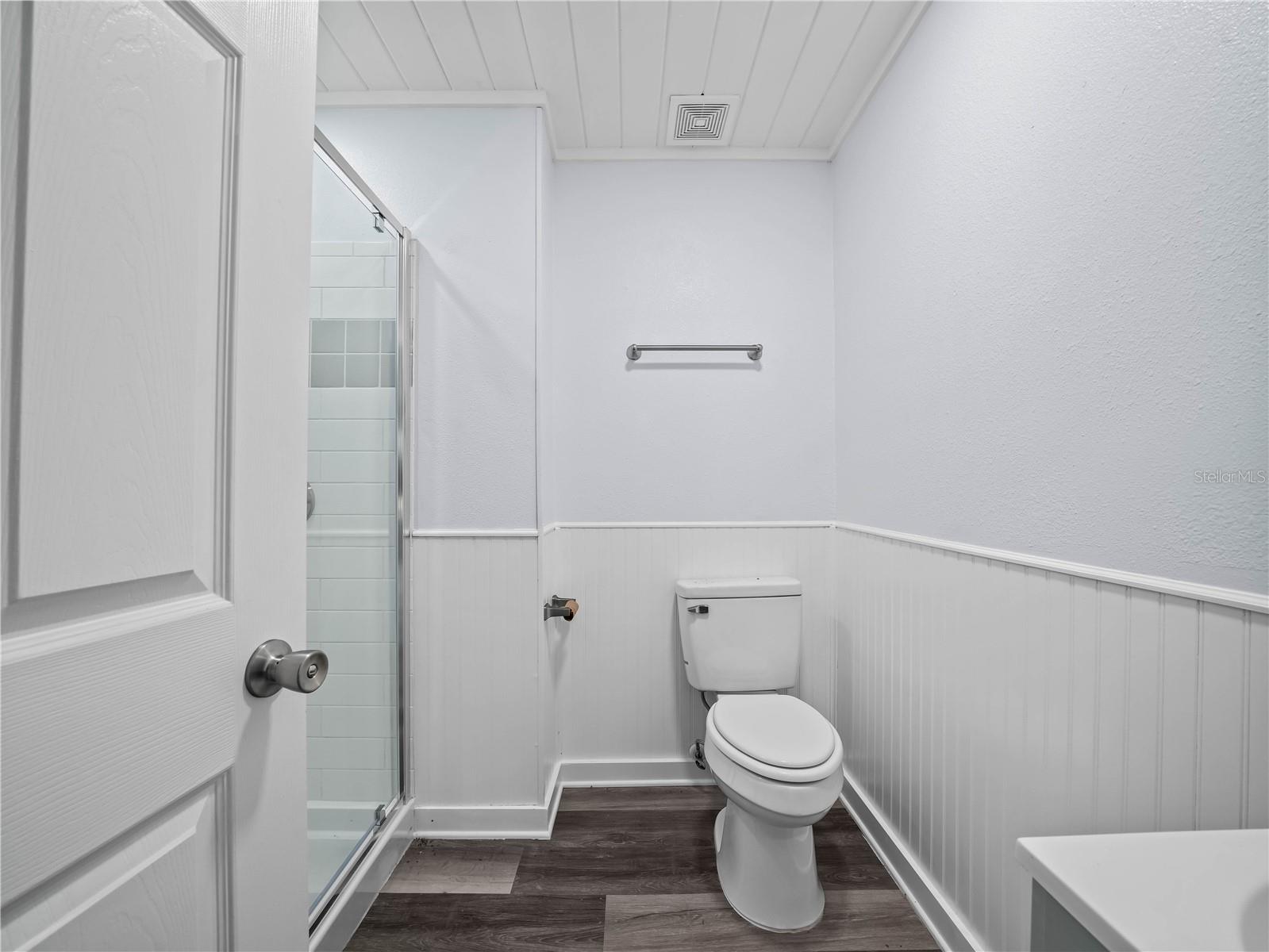 Image 13 of 26 For 5926 Van Simmons Road