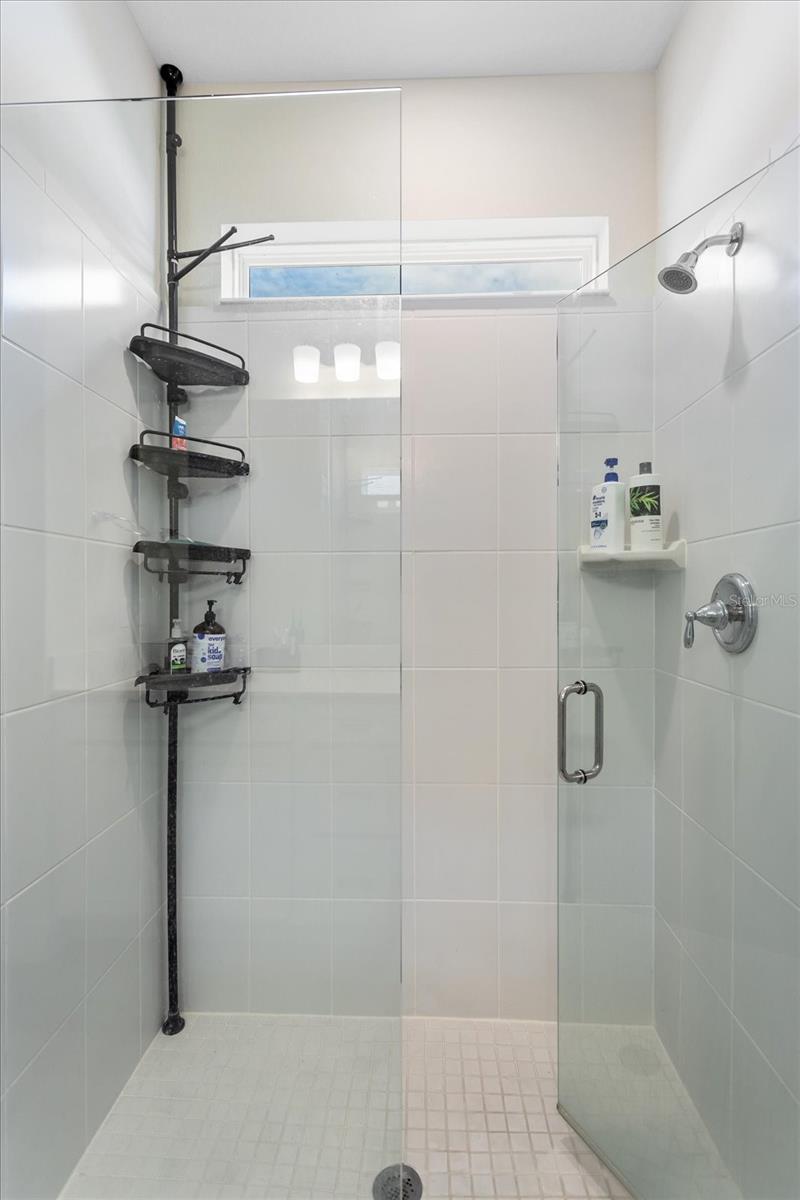 Image 23 of 37 For 3980 Meandering Bay Drive