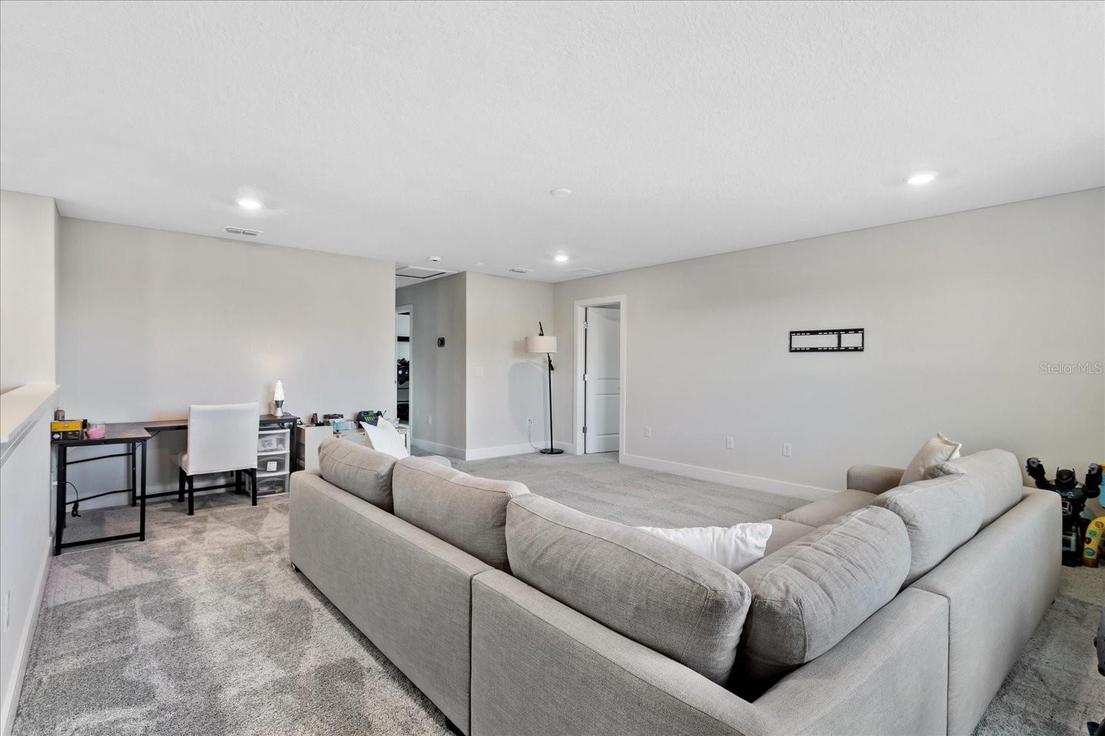 Image 24 of 37 For 3980 Meandering Bay Drive