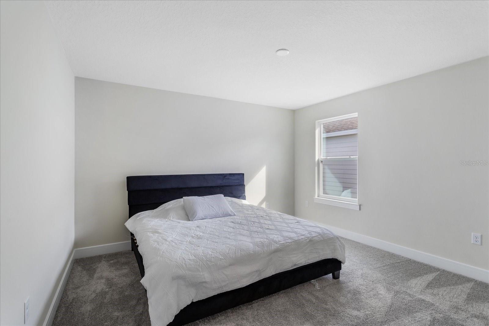 Image 29 of 37 For 3980 Meandering Bay Drive