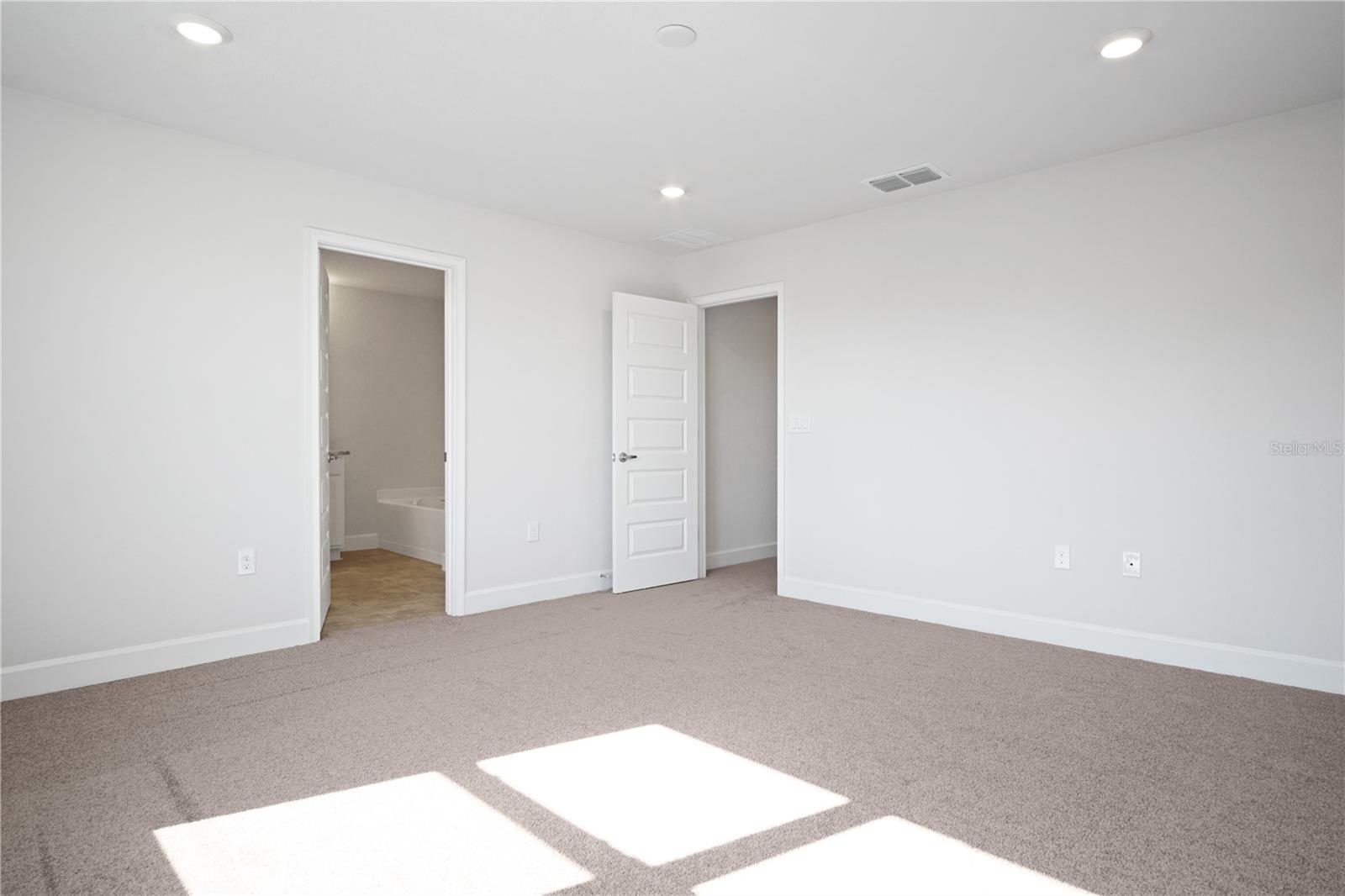 Image 18 of 35 For 1501 Leamington Lane