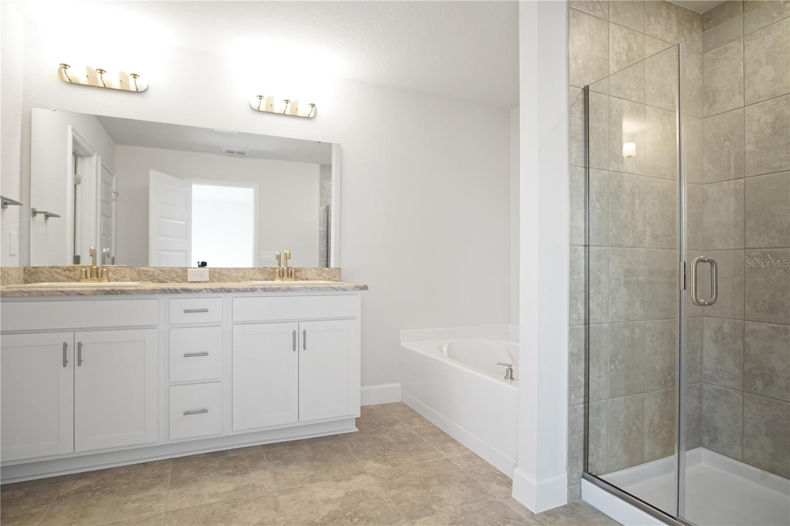 Image 22 of 35 For 1501 Leamington Lane