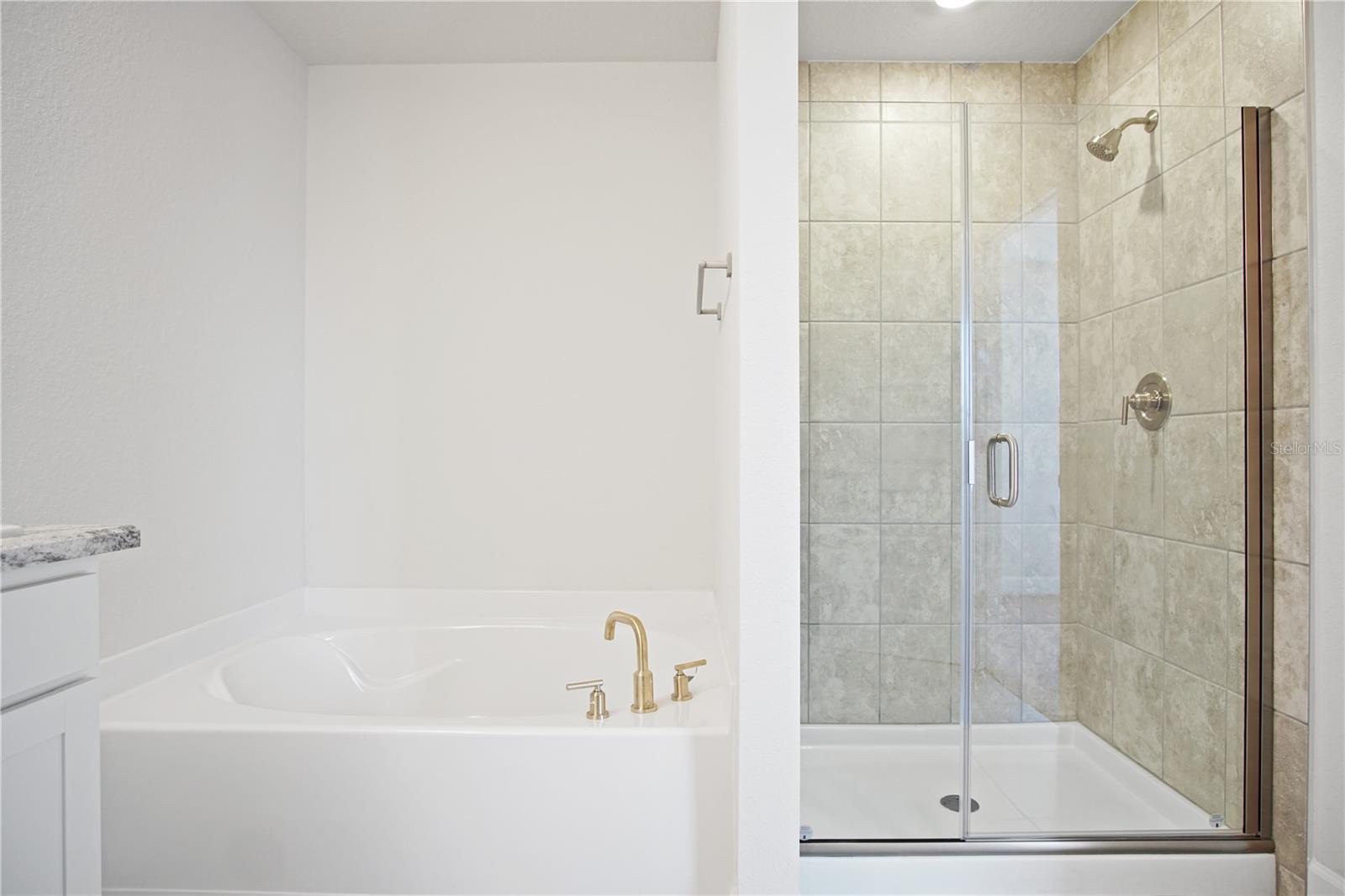 Image 23 of 35 For 1501 Leamington Lane