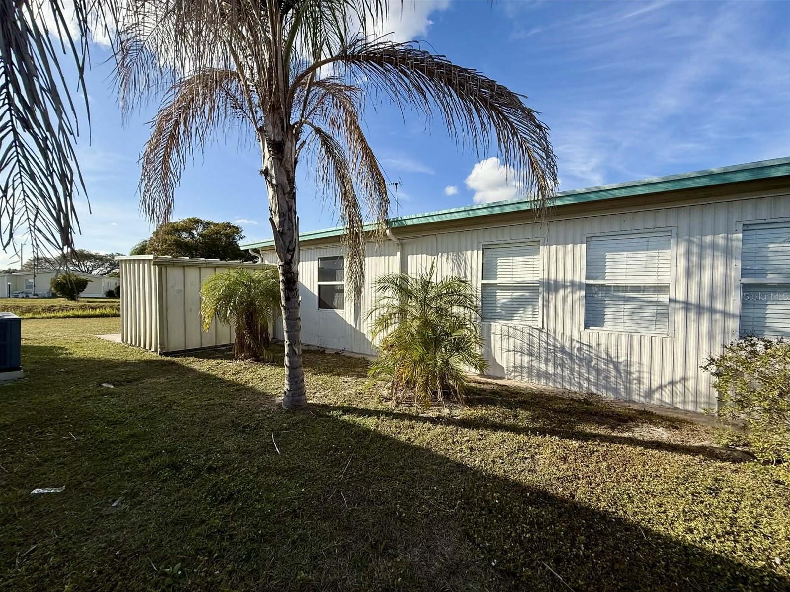 Image 12 of 21 For 7041 Fairview Village Circle