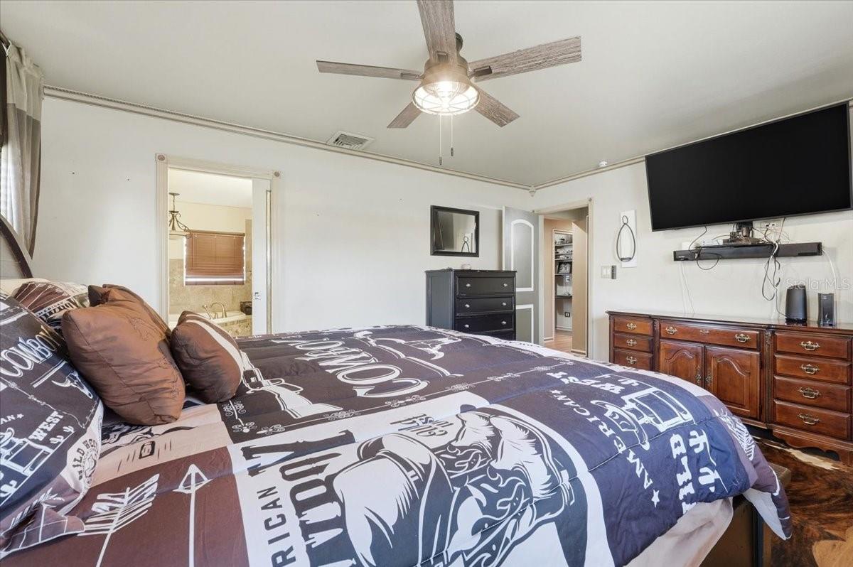 Image 23 of 43 For 2815 Kimberly Lane