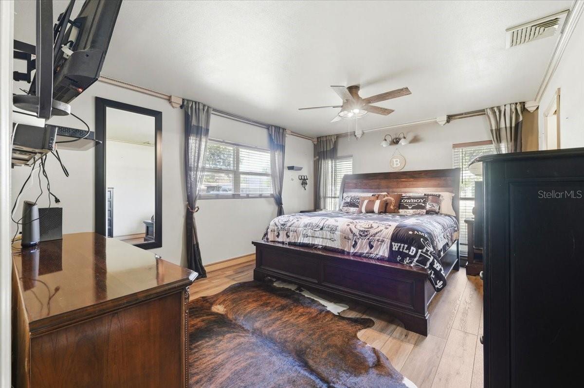 Image 26 of 43 For 2815 Kimberly Lane