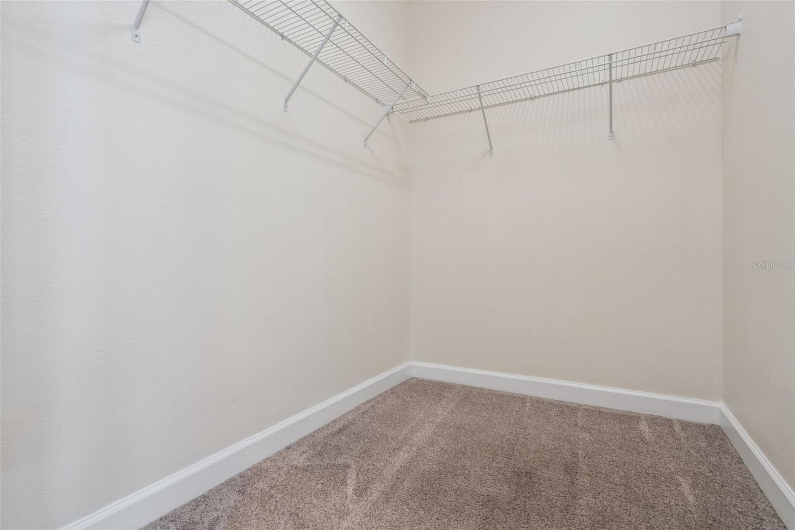 Image 19 of 57 For 2733 Attwater Loop