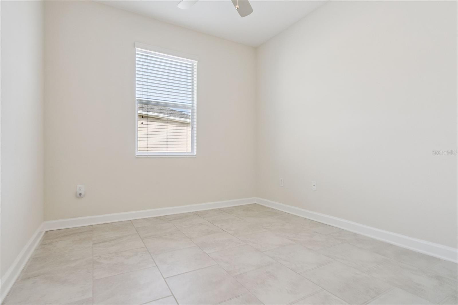 Image 24 of 57 For 2733 Attwater Loop