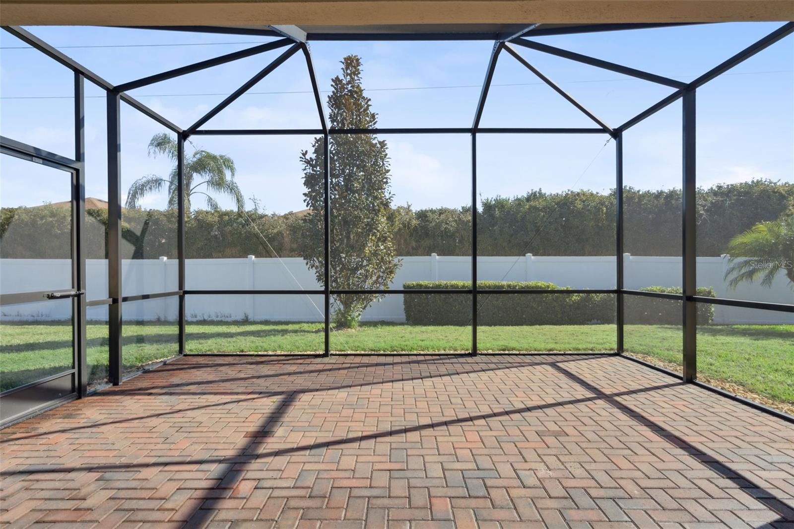 Image 27 of 57 For 2733 Attwater Loop