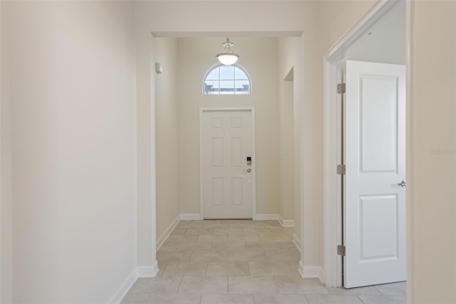 Image 4 of 57 For 2733 Attwater Loop