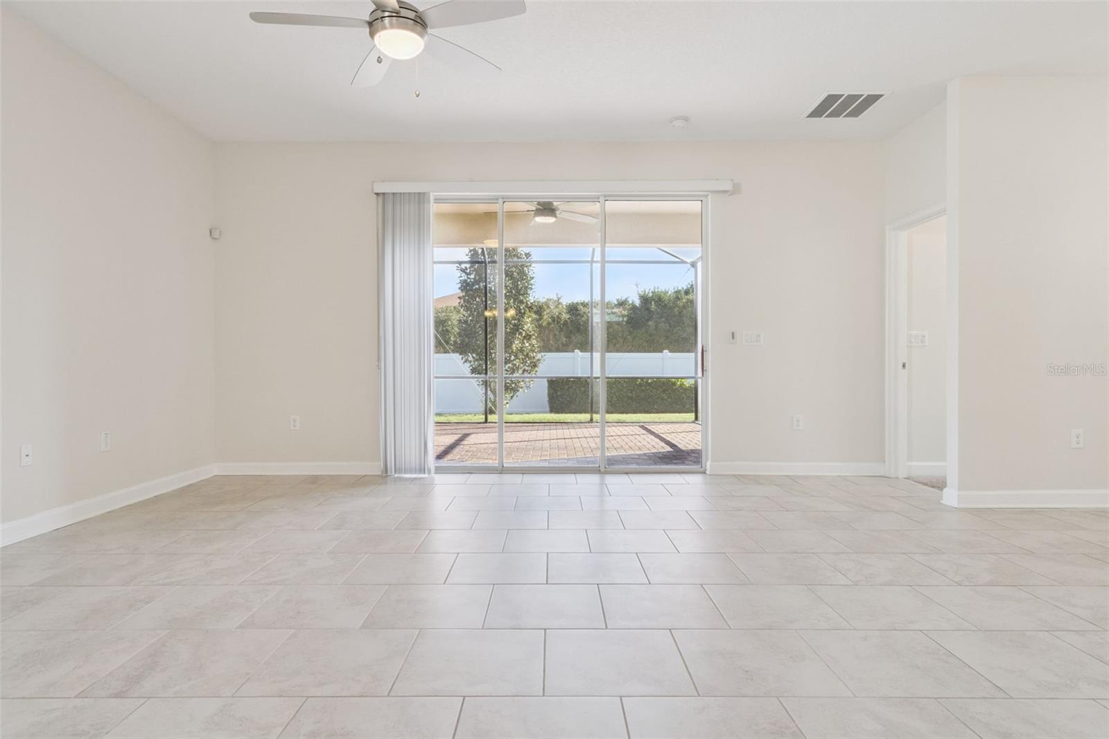 Image 6 of 57 For 2733 Attwater Loop