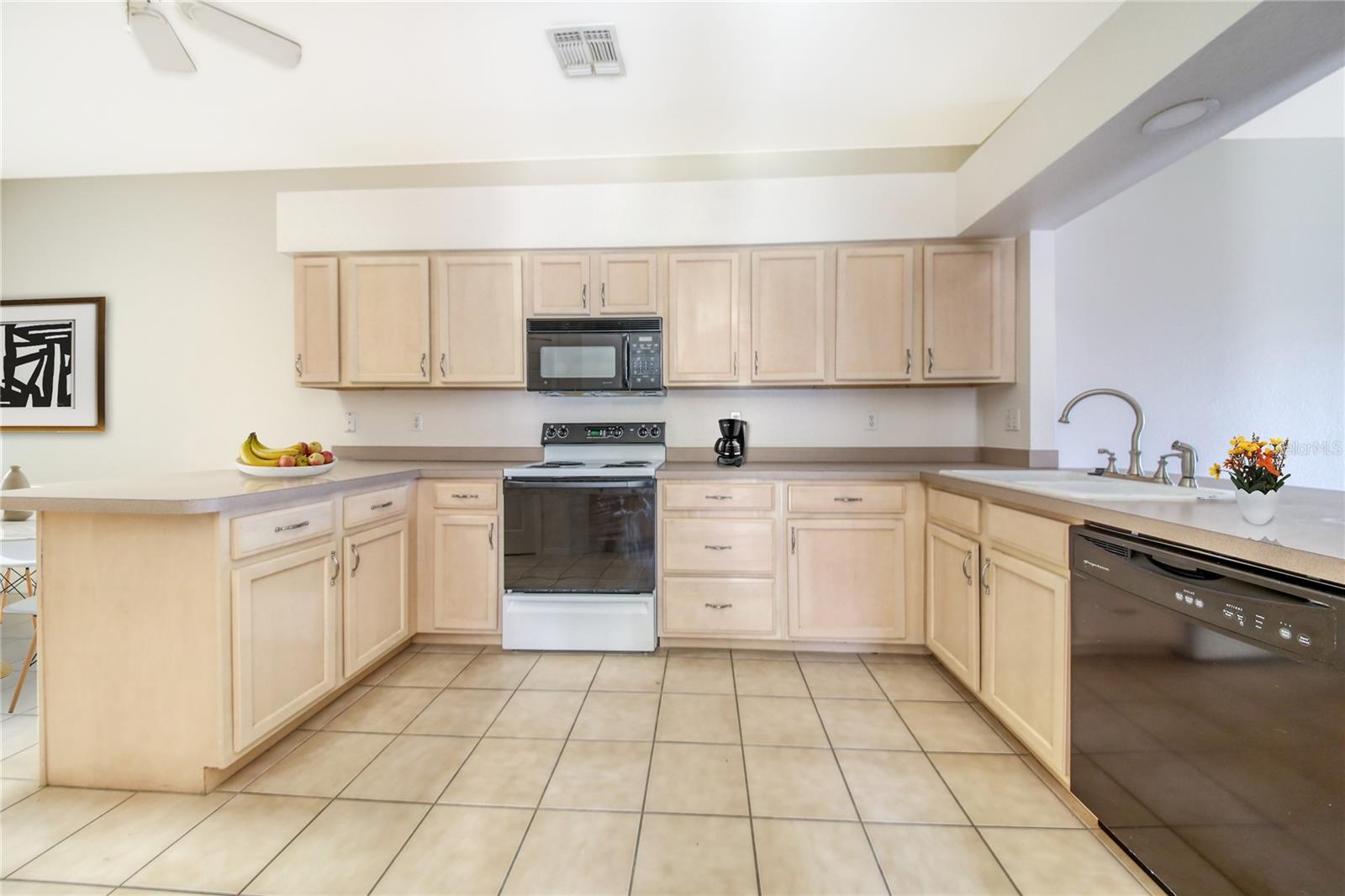 Image 13 of 49 For 36 Enclave Drive