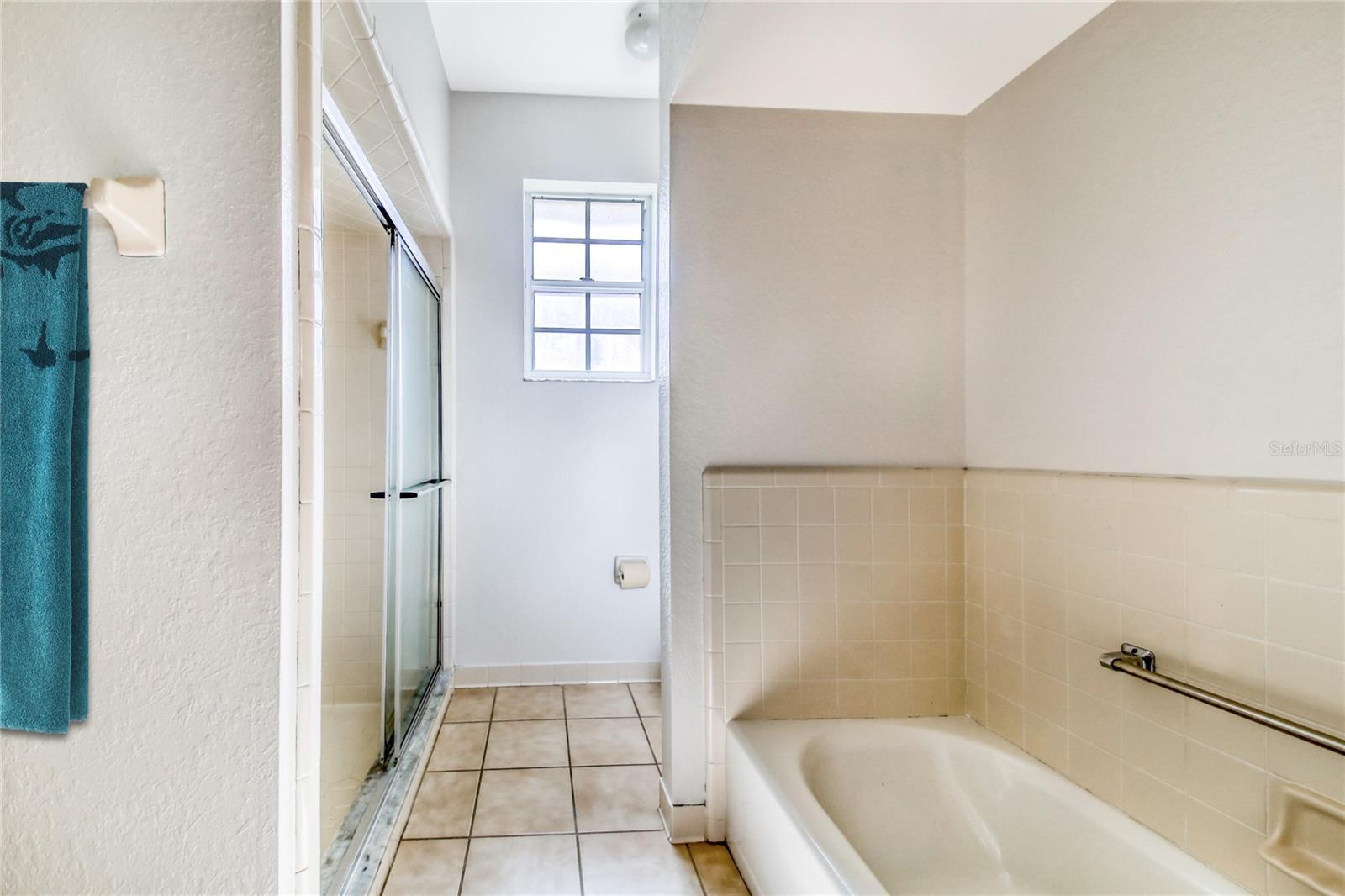 Image 25 of 49 For 36 Enclave Drive