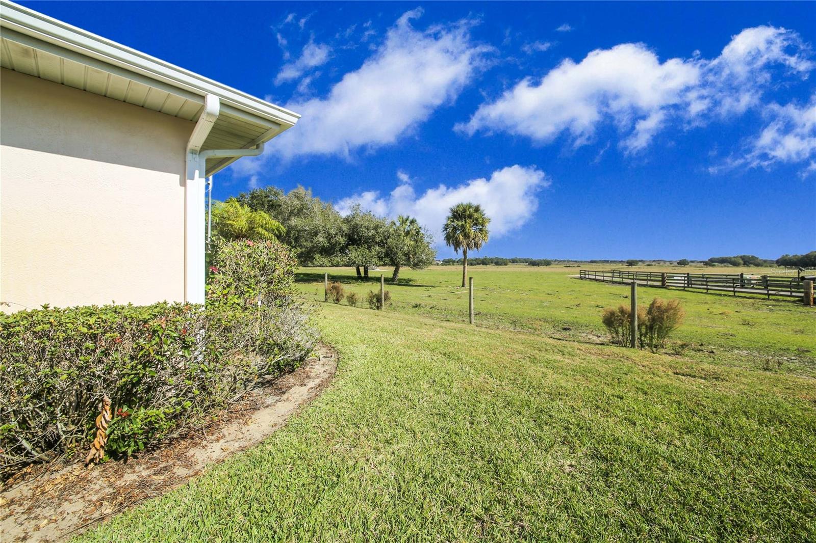 Image 35 of 49 For 36 Enclave Drive