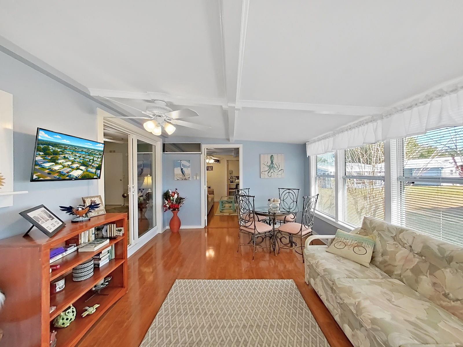 Image 11 of 48 For 1570 Heather Hill Dr