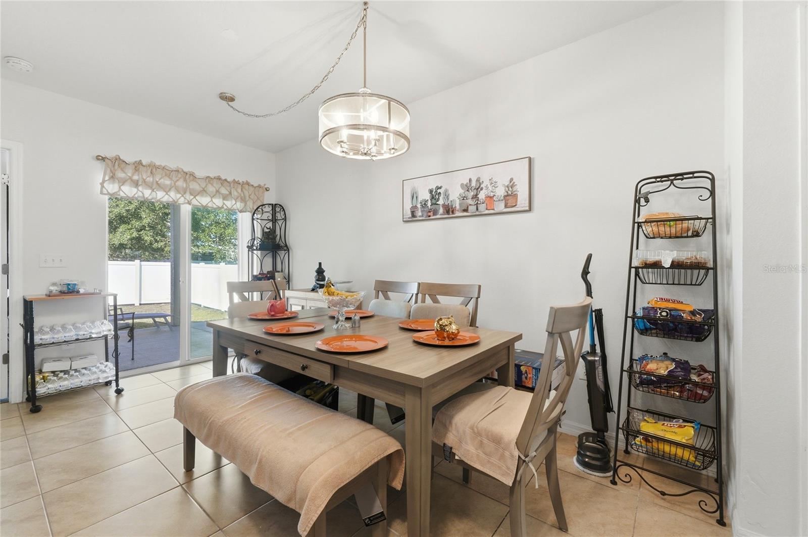 Image 12 of 50 For 125 Tanager Street