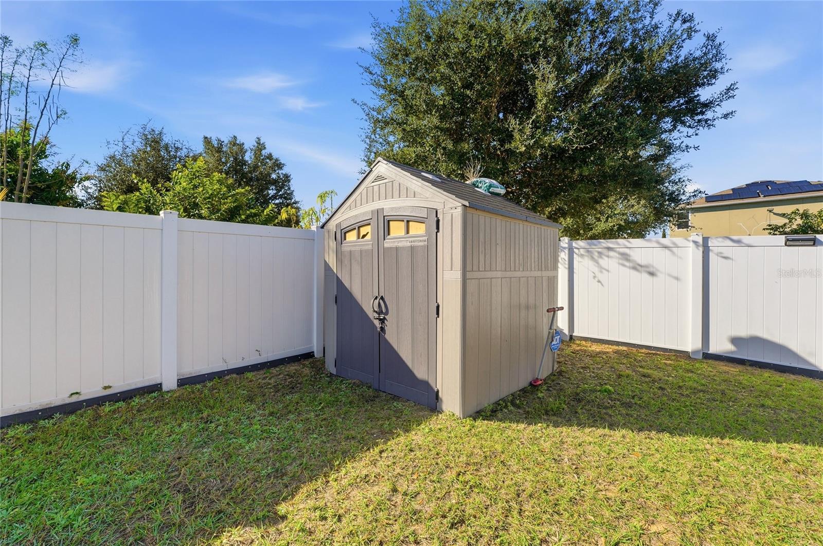 Image 22 of 50 For 125 Tanager Street