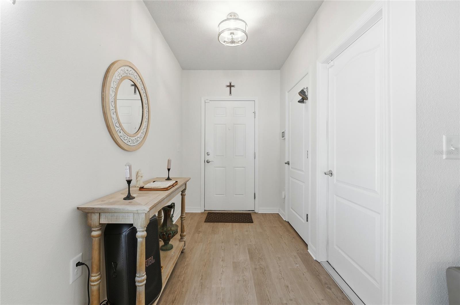 Image 4 of 50 For 125 Tanager Street