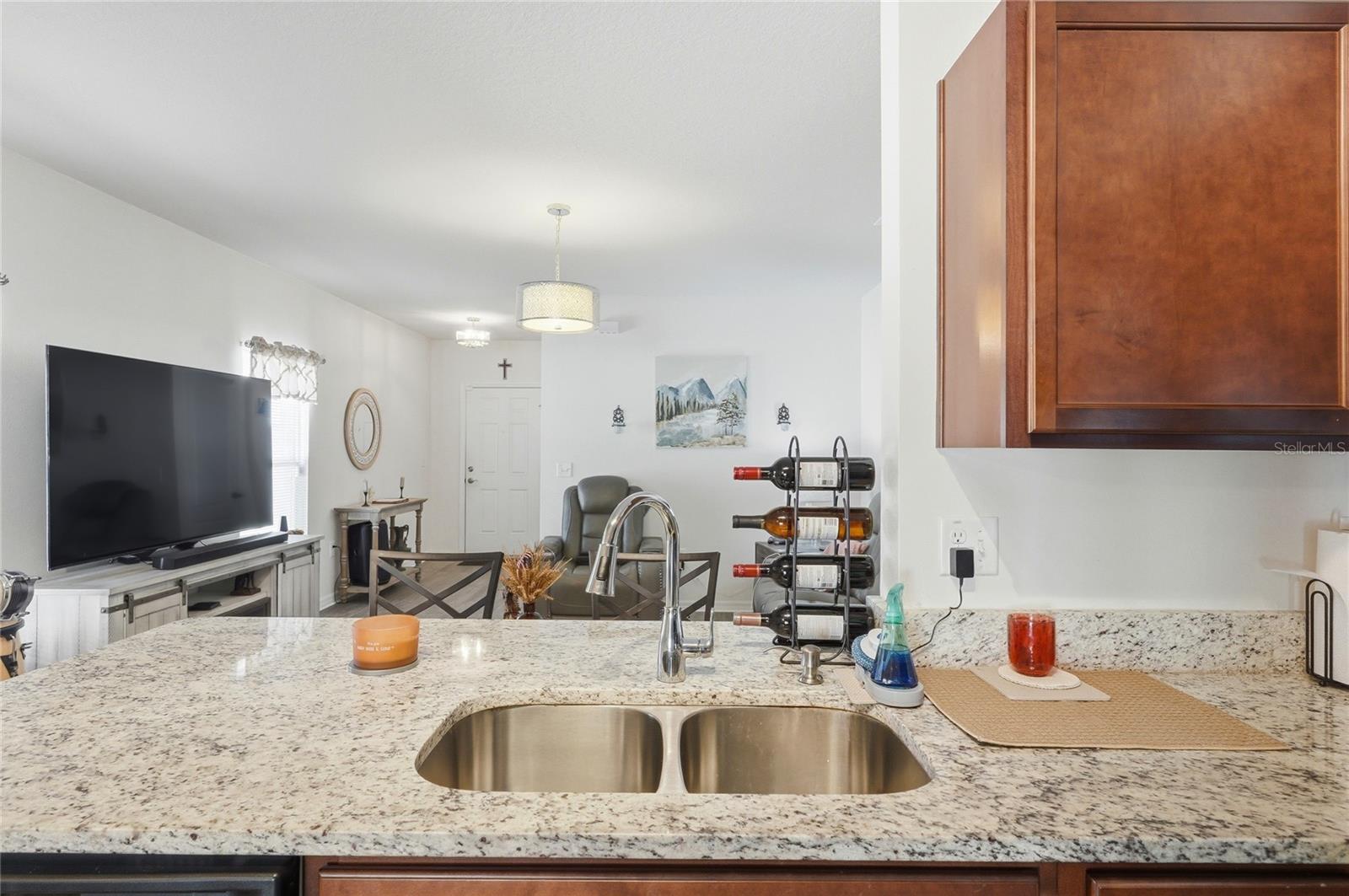 Image 8 of 50 For 125 Tanager Street